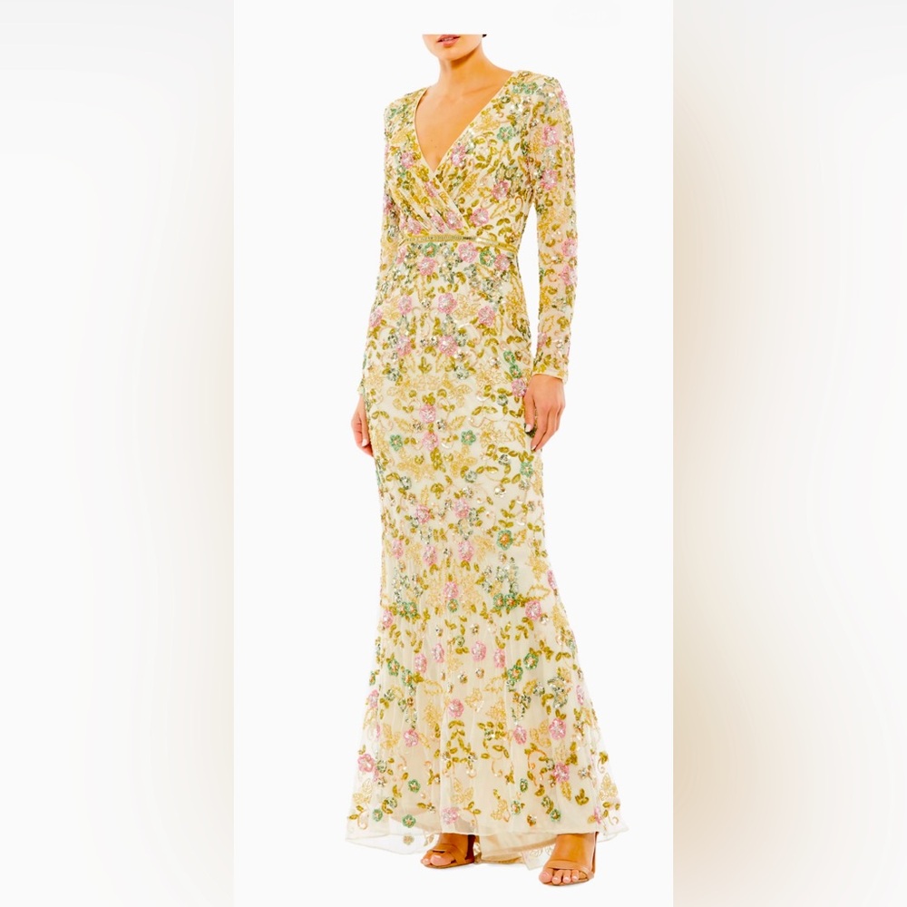 MAC DUGGAL Beautiful Beaded Floral Dress Gown New with tags size 6 wedding maxi